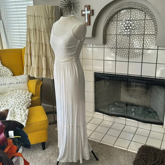 H & M Coachella maxi dress ivory bone color size 2 - Picture 2 of 8